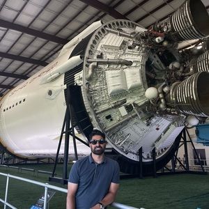 Meet your Posher, Muneeb